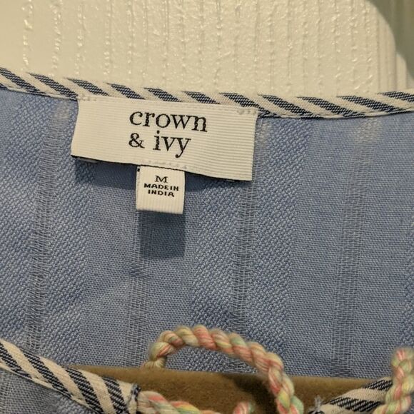 Crown & Ivy layered  bell sleeve top  Sz MNWT - Picture 4 of 7